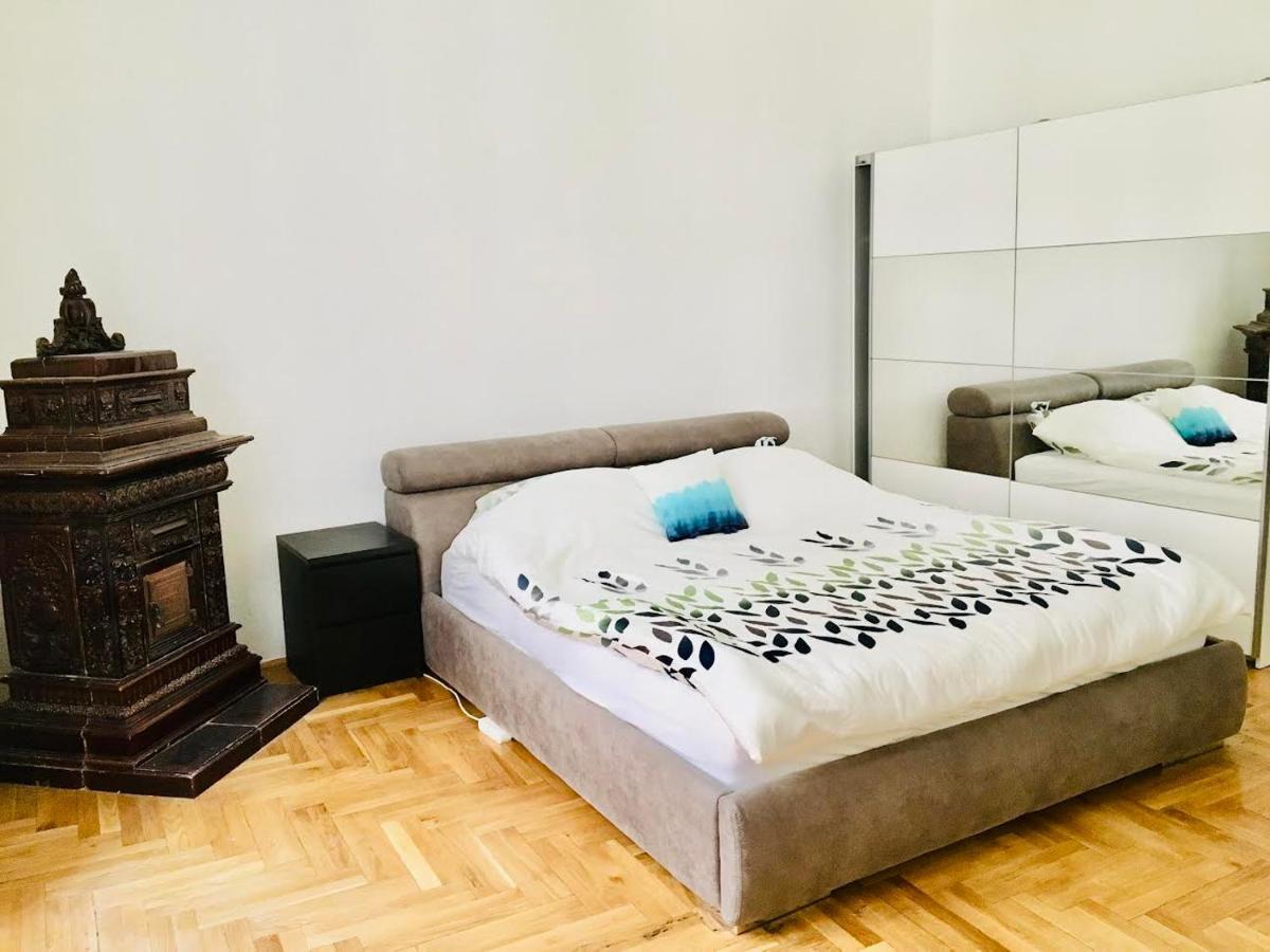Dolce Apartment *